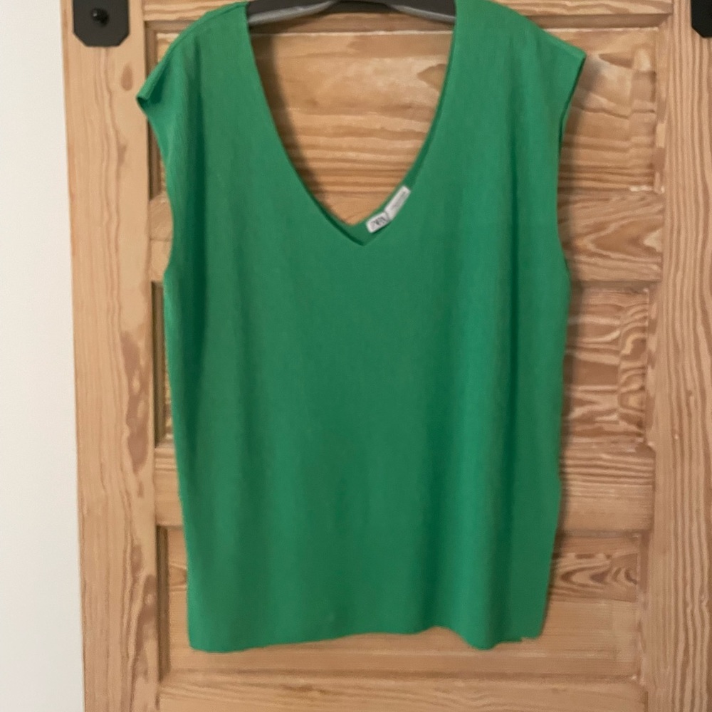 Zara green shirt